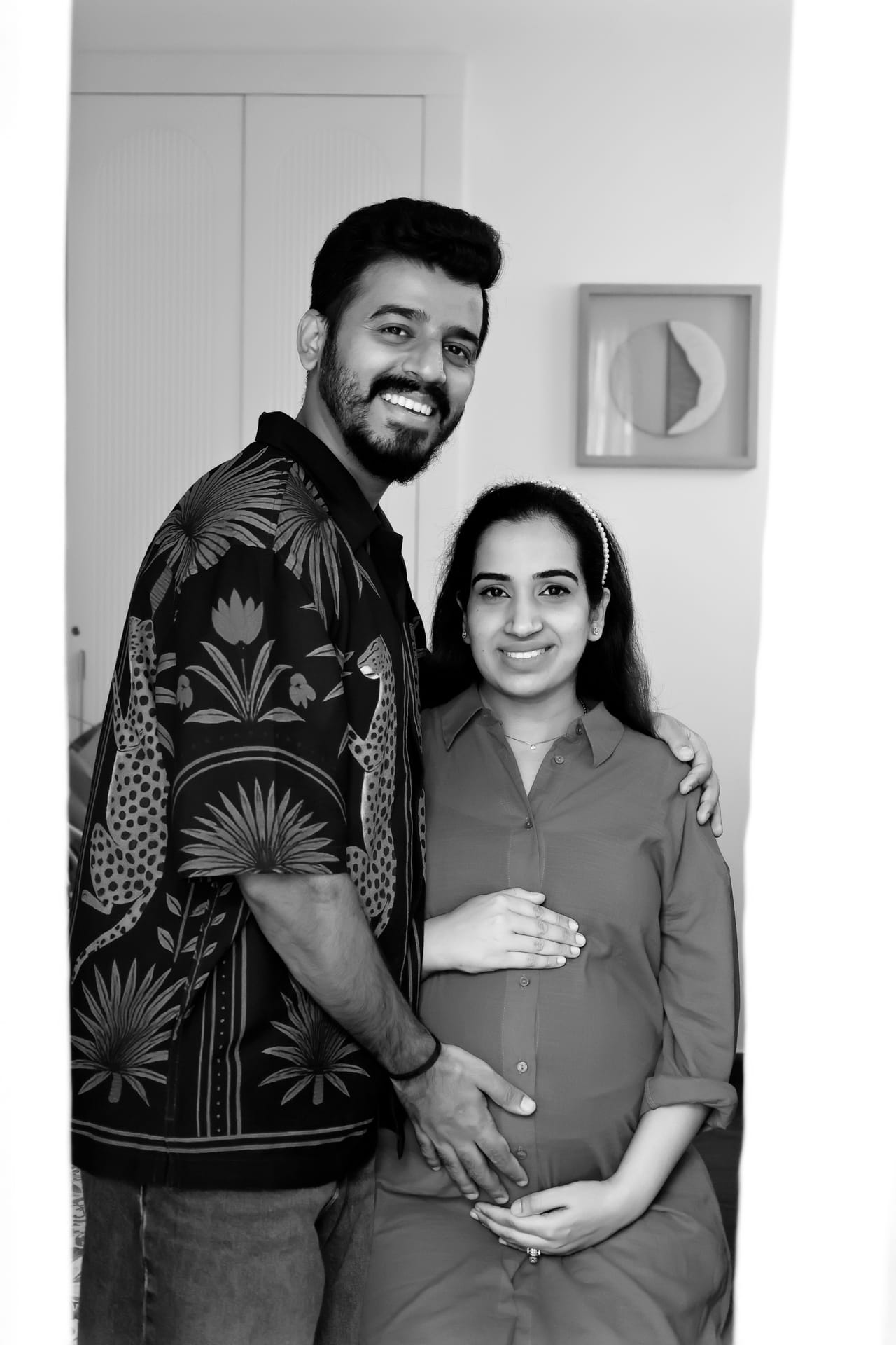 maternity photography by Jitin Studio